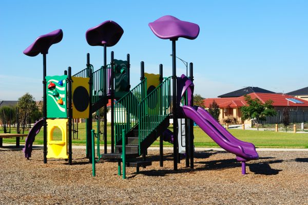 Playground Mulch Removal in De Pere