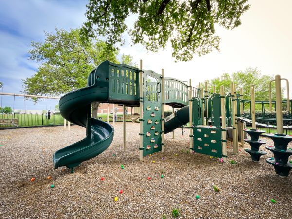 Playground Mulch Service in De Pere